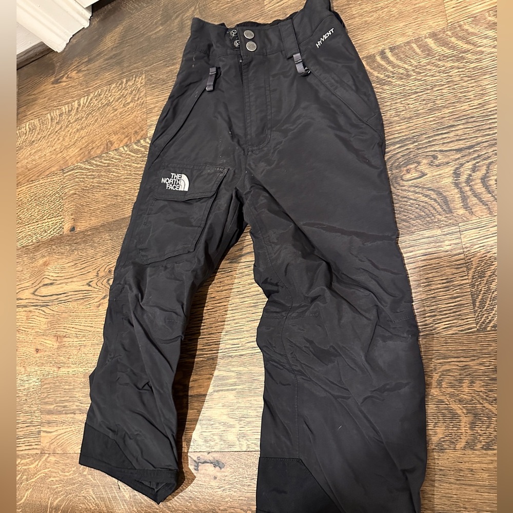 Boys XS 5/6 yr Northface snow ski/board pant. Like new condition